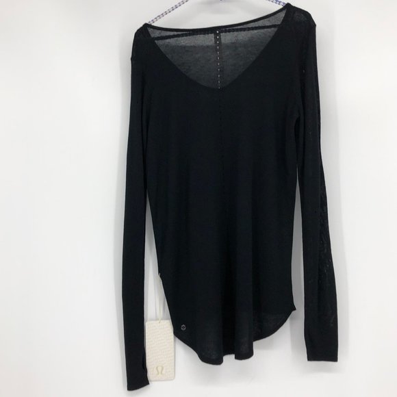 Lululemon NWT Yin Time black Long sleeve shirt size 8 (small flaw) - Picture 4 of 16